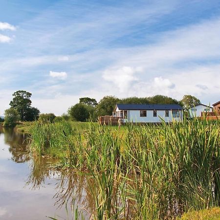 Wigmore Lakes Lodges Cardeston Eksteriør billede